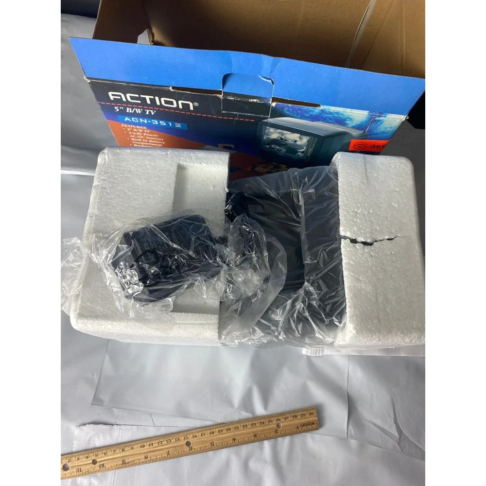 Action ACN-3512‎ Portable Black & White CRT TV RCA Video Input New Open Box